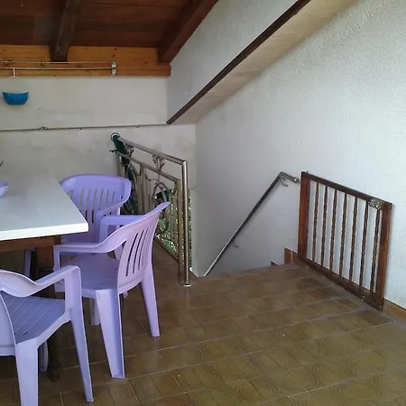Berto Apartment Nerezine Exterior photo