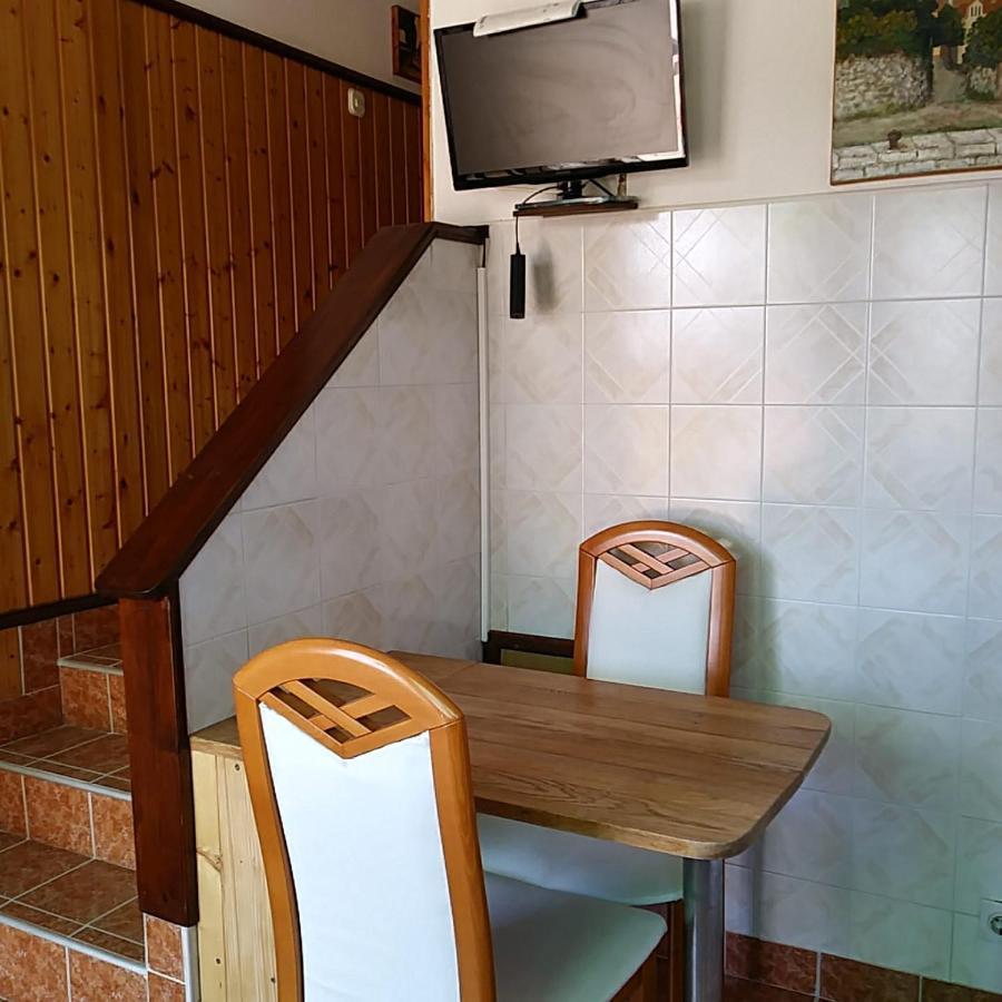 Apartment Berto Nerezine